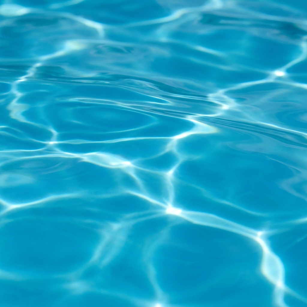 aquaBRIGHT ecoFINISH surface texture, smooth and luminous, shown in a swatch-style close-up.